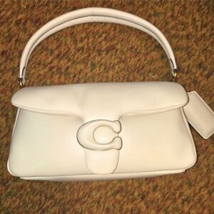 Coach Pillow Tabby 26